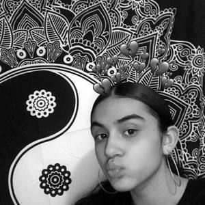 Meet your Posher, Abigail